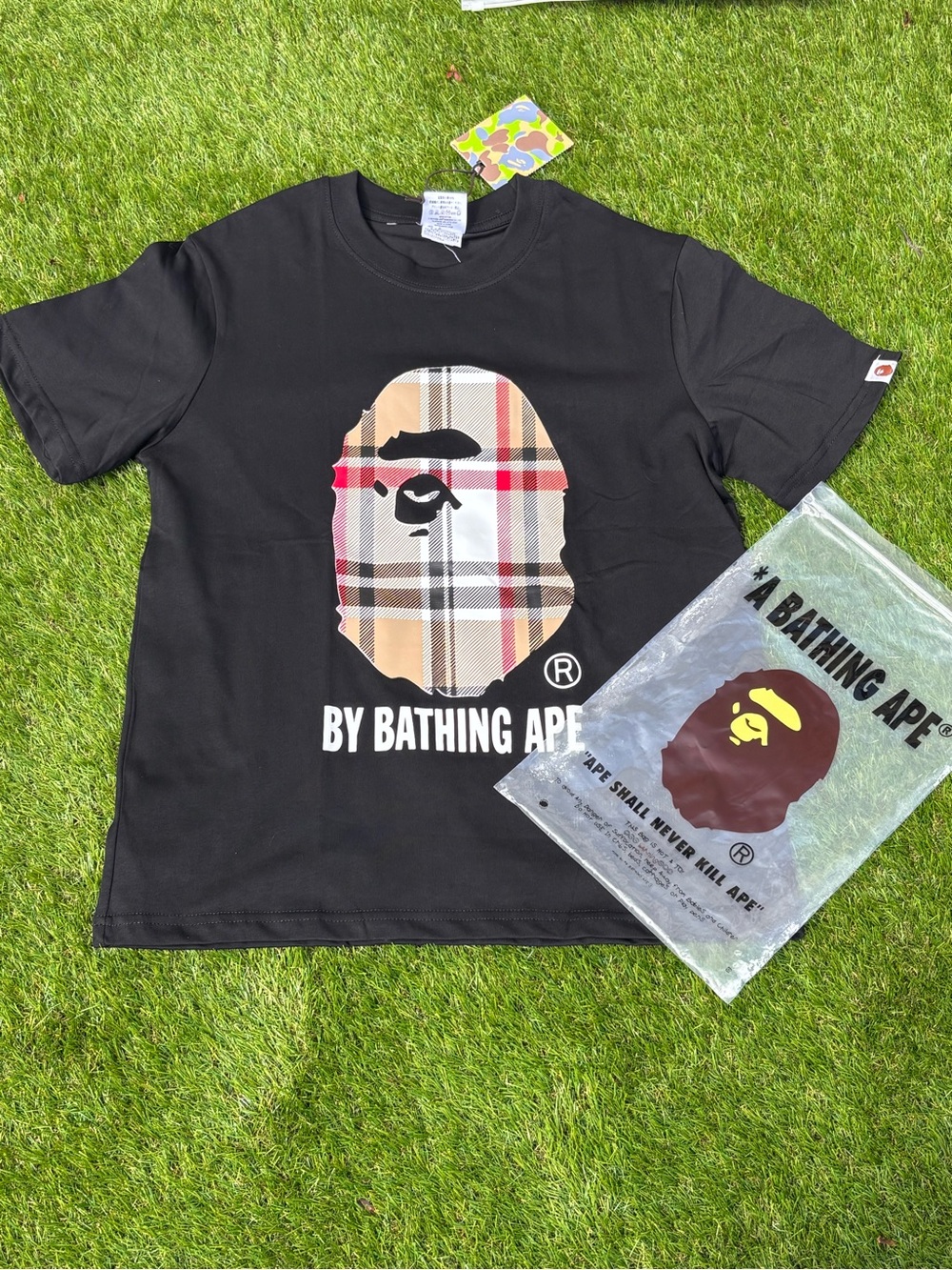 Bape x burberry t-shirt M